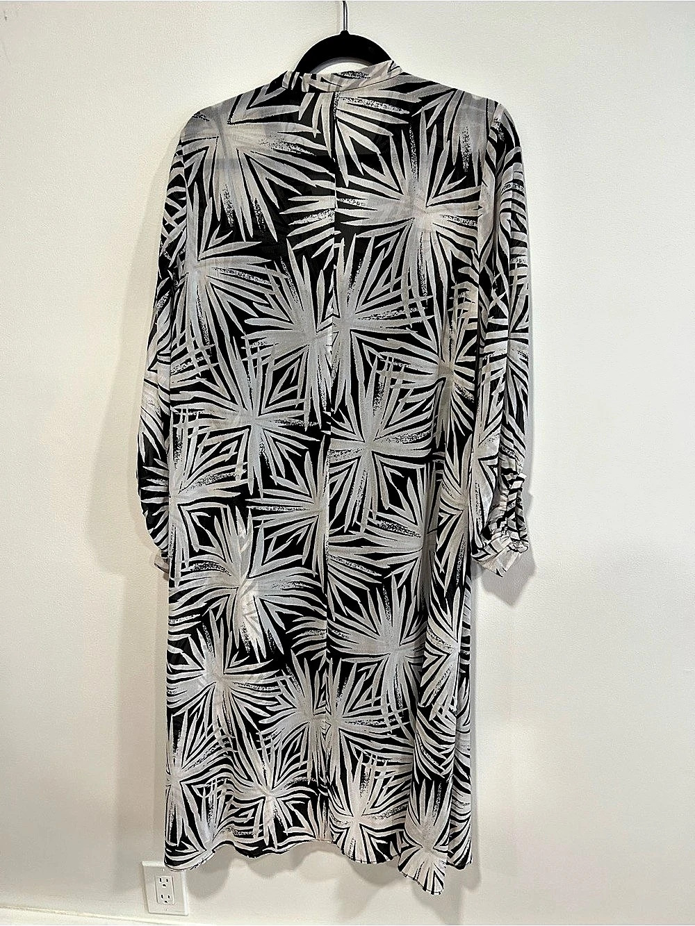 Diane von Furstenberg DVF Abstract Print Midi Dress Black & White Like New - Picture 2 of 4
